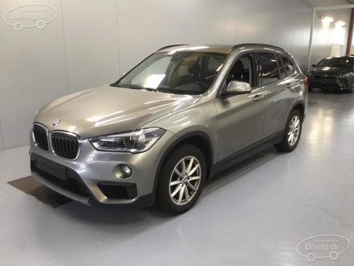 Photo 1 VIN: WBAHU1101J5H06281 - BMW X1 SUV 