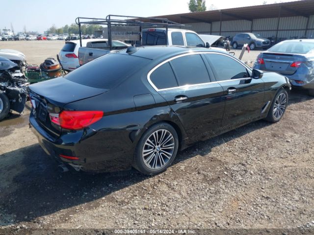 Photo 3 VIN: WBAJA5C32HG895897 - BMW 530I 