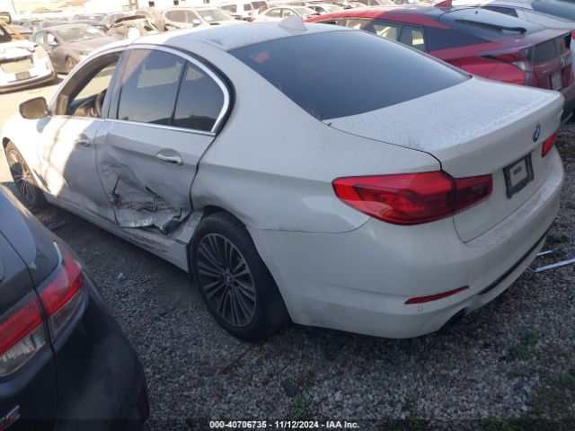 Photo 2 VIN: WBAJA5C36HG895451 - BMW 530I 