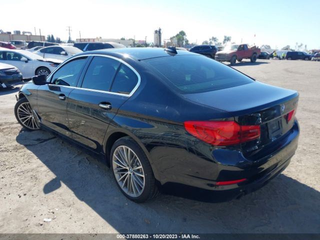 Photo 2 VIN: WBAJA5C39HG456244 - BMW 530I 