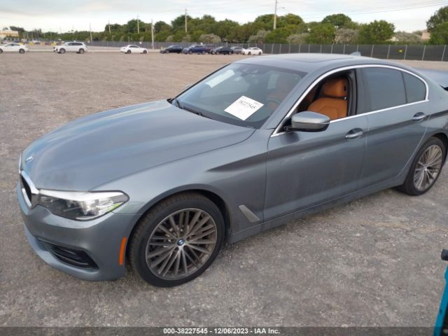 Photo 1 VIN: WBAJA5C50JG898868 - BMW 530I 