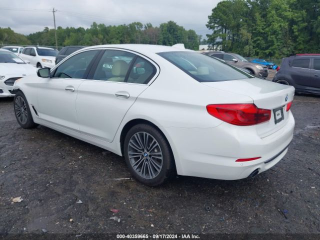 Photo 2 VIN: WBAJA5C50JWA36095 - BMW 530I 