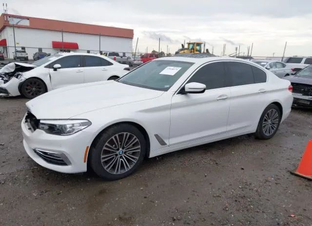 Photo 1 VIN: WBAJA5C50JWA56590 - BMW 530I 