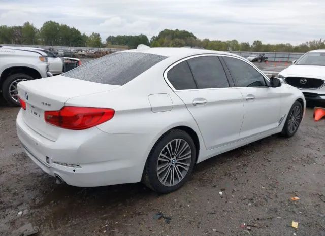 Photo 3 VIN: WBAJA5C50JWA56590 - BMW 530I 