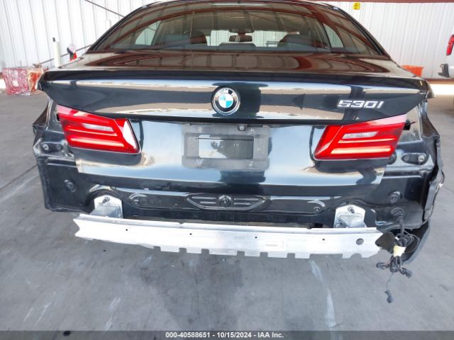 Photo 5 VIN: WBAJA5C50KWW21192 - BMW 530I 