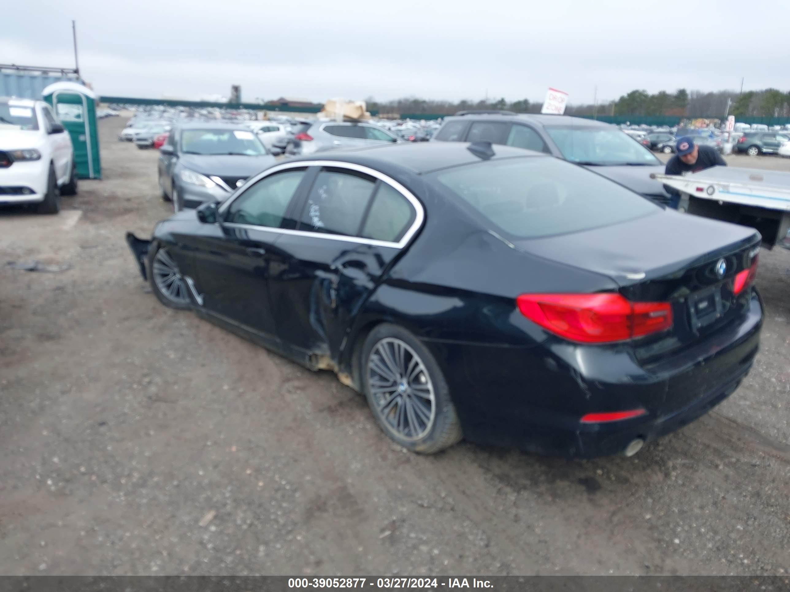 Photo 2 VIN: WBAJA5C50KWW26960 - BMW 5ER 