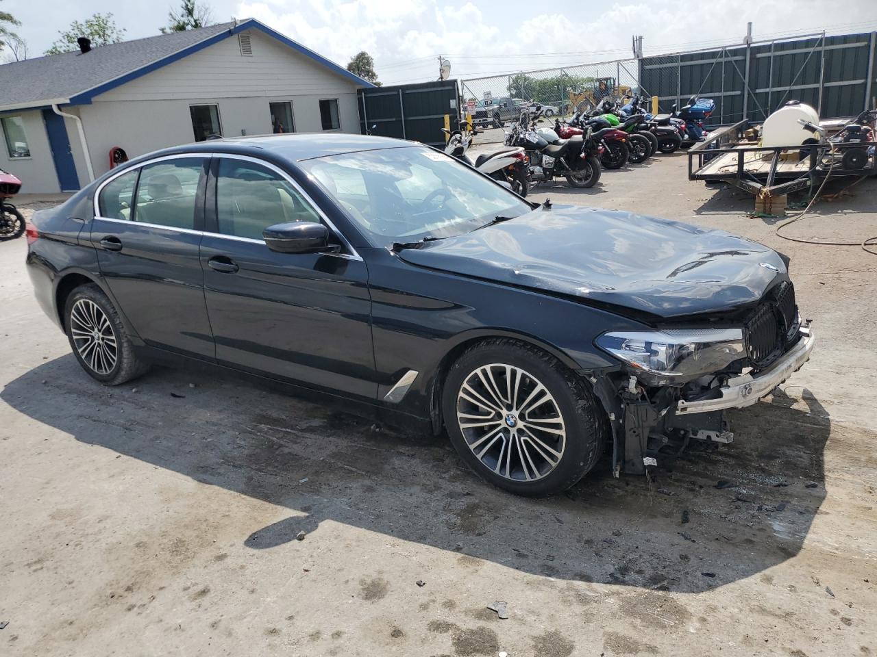 Photo 3 VIN: WBAJA5C51KBX87597 - BMW 5ER 