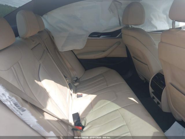Photo 7 VIN: WBAJA5C51KBX88068 - BMW 530I 
