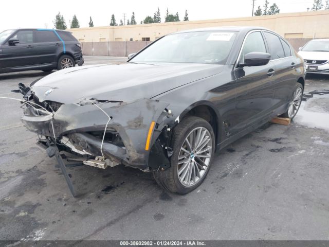 Photo 1 VIN: WBAJA5C52KWW25762 - BMW 530I 