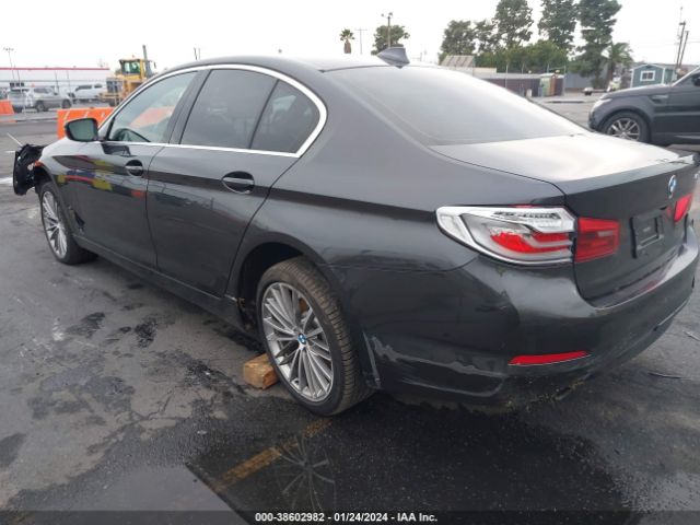 Photo 2 VIN: WBAJA5C52KWW25762 - BMW 530I 