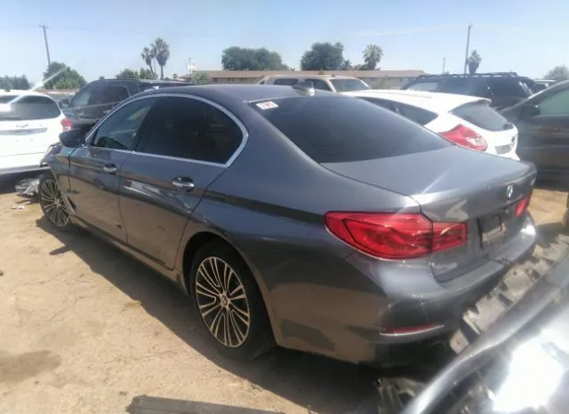 Photo 2 VIN: WBAJA5C55JWA36058 - BMW 5 SERIES 