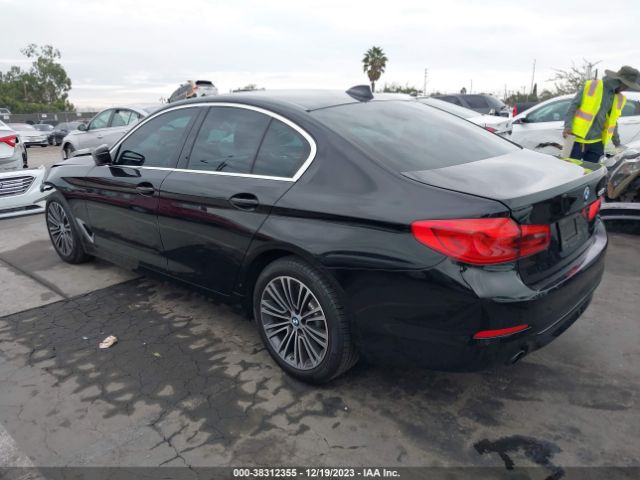 Photo 2 VIN: WBAJA5C56KG900852 - BMW 530I 