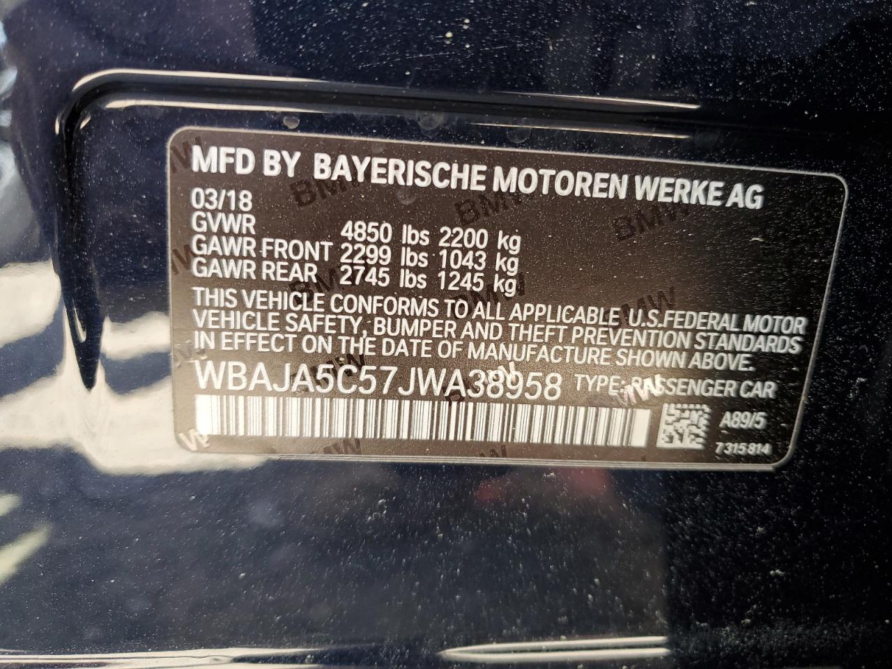 Photo 11 VIN: WBAJA5C57JWA38958 - BMW 530I 