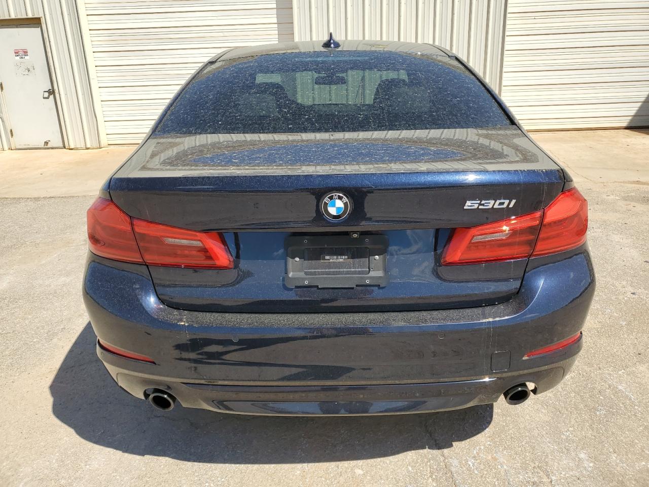 Photo 5 VIN: WBAJA5C57JWA38958 - BMW 530I 