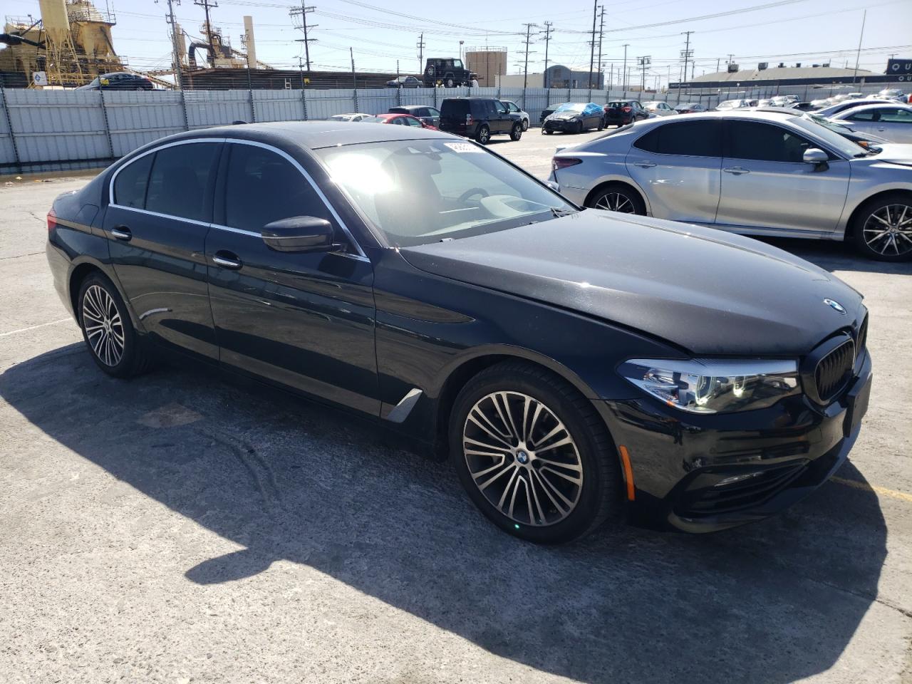 Photo 3 VIN: WBAJA5C58JWA39035 - BMW 5ER 