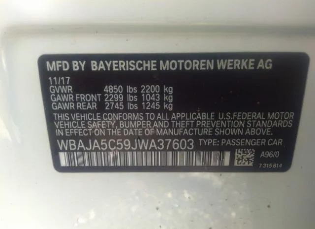 Photo 8 VIN: WBAJA5C59JWA37603 - BMW 5 SERIES 