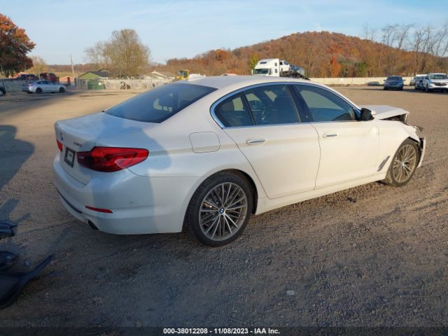 Photo 3 VIN: WBAJA5C59JWA39223 - BMW 530I 