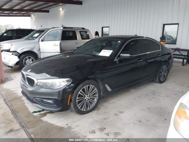 Photo 1 VIN: WBAJA5C5XJWA38582 - BMW 530I 