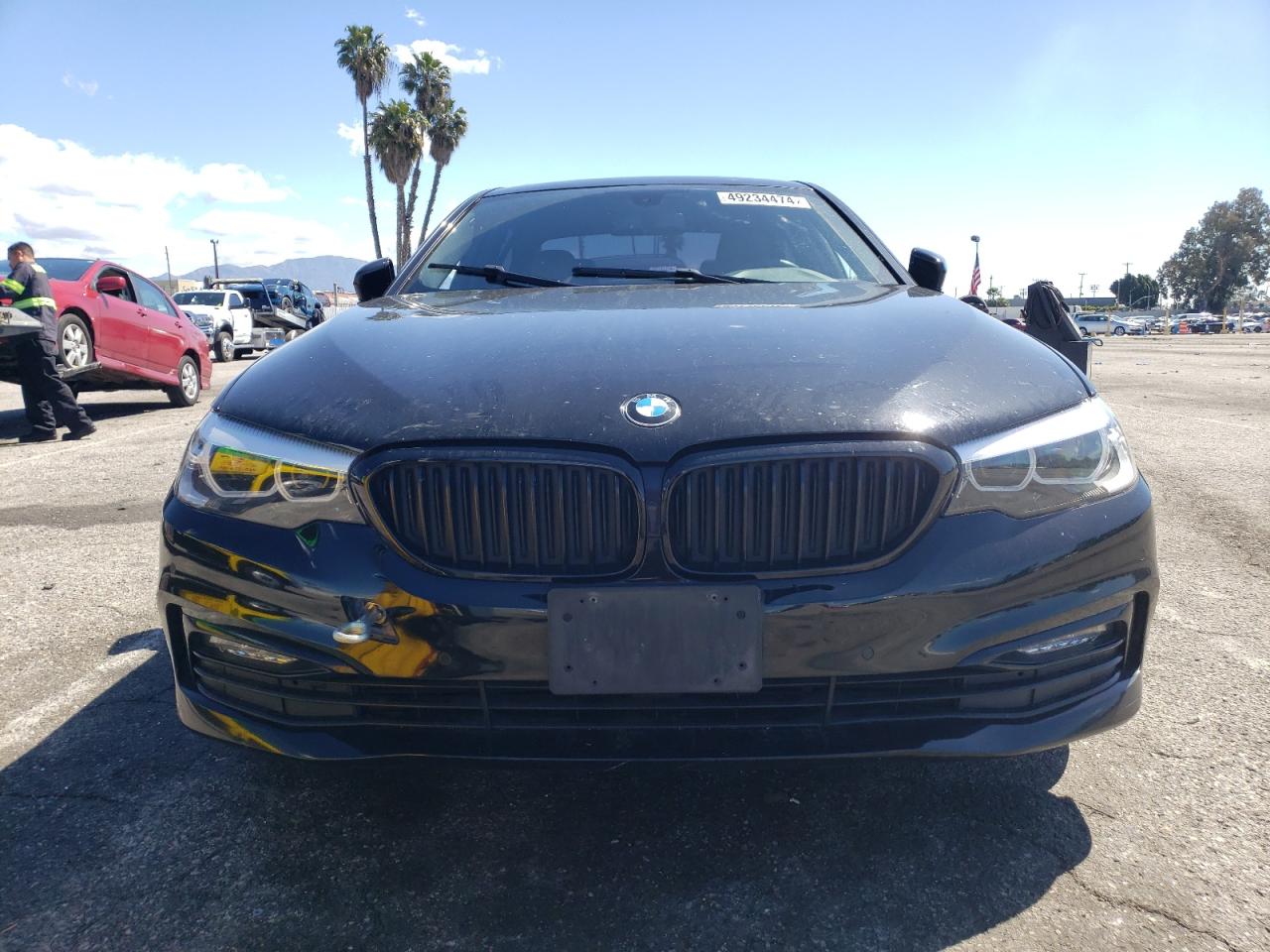 Photo 4 VIN: WBAJA5C5XJWA56581 - BMW 5ER 