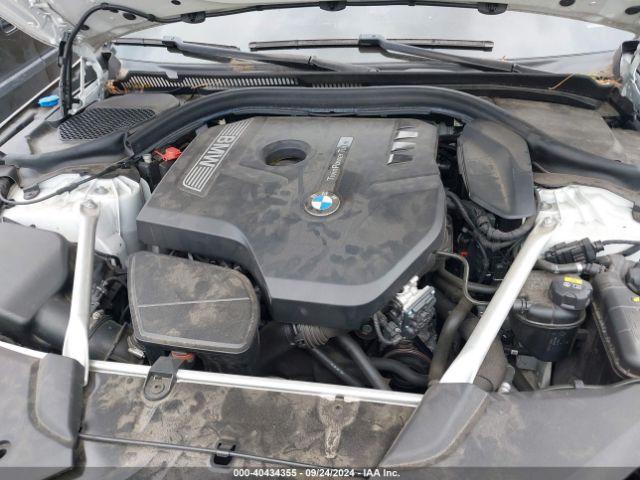 Photo 9 VIN: WBAJA5C5XKWA58185 - BMW 530I 