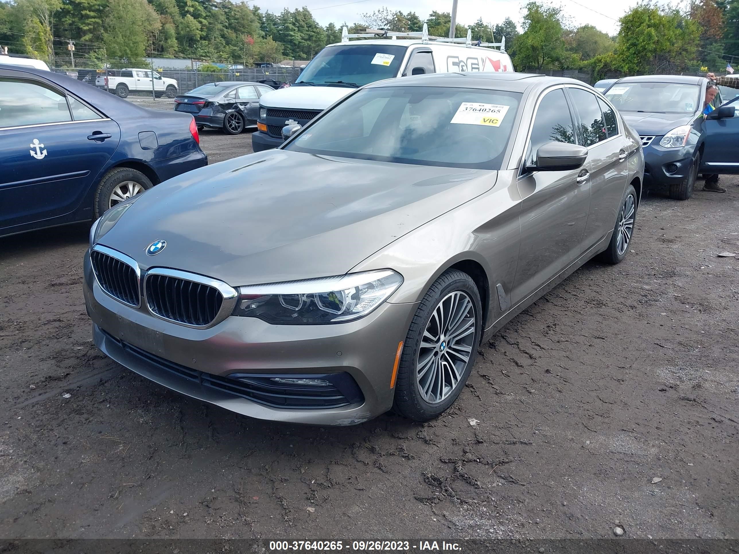 Photo 1 VIN: WBAJA7C30HG904978 - BMW 5ER 