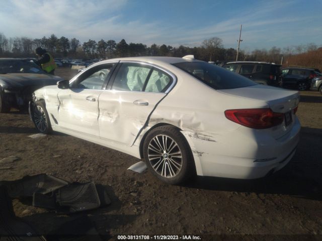 Photo 2 VIN: WBAJA7C31HG904925 - BMW 530I 