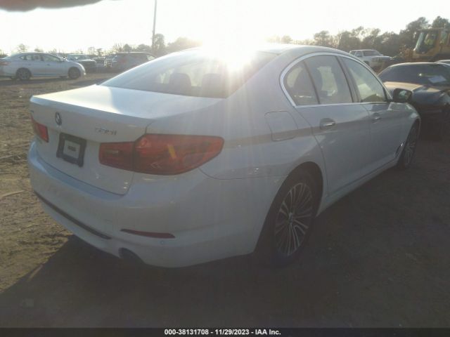 Photo 3 VIN: WBAJA7C31HG904925 - BMW 530I 