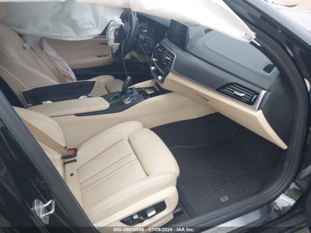 Photo 4 VIN: WBAJA7C33HG457918 - BMW 530I 