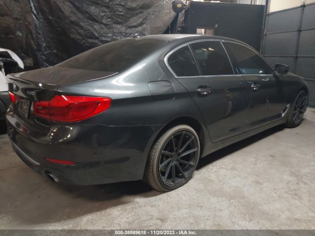 Photo 3 VIN: WBAJA7C35HG905401 - BMW 530I 