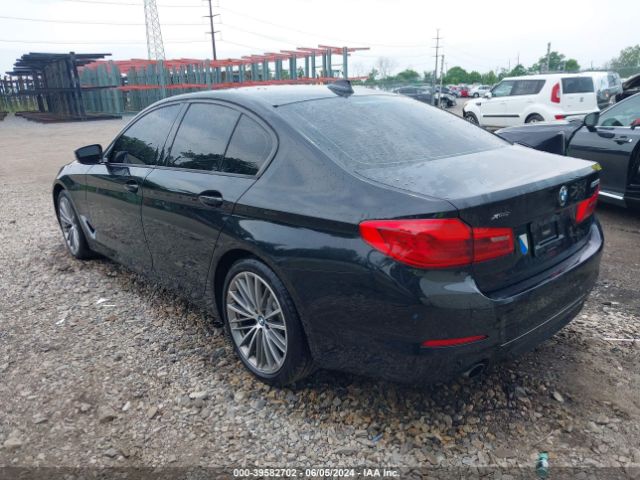 Photo 2 VIN: WBAJA7C38HG905554 - BMW 530I 