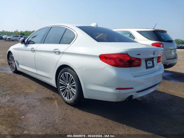 Photo 2 VIN: WBAJA7C3XHG906608 - BMW 530I 