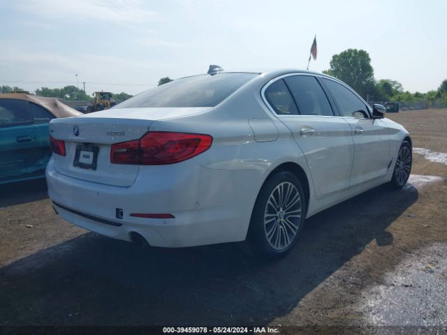 Photo 3 VIN: WBAJA7C3XHG906608 - BMW 530I 