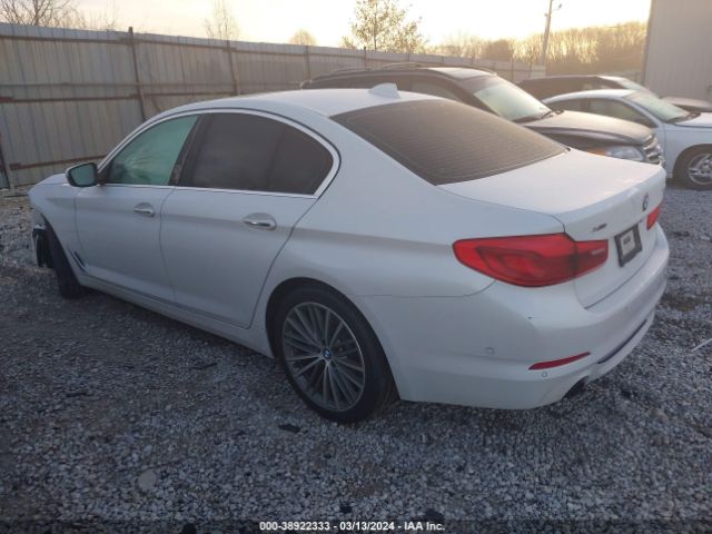 Photo 2 VIN: WBAJA7C50JWC74587 - BMW 530I 