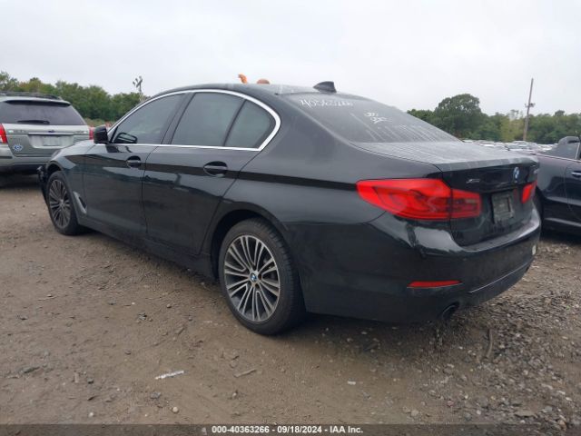 Photo 2 VIN: WBAJA7C50KG912653 - BMW 530I 