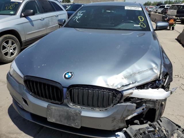 Photo 4 VIN: WBAJA7C51JWC77000 - BMW 530 XI 