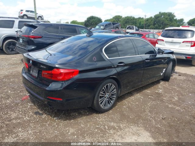 Photo 3 VIN: WBAJA7C52JWC75787 - BMW 530I 