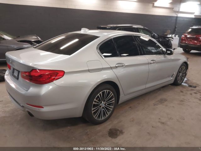 Photo 3 VIN: WBAJA7C52JWC75840 - BMW 5 SERIES 