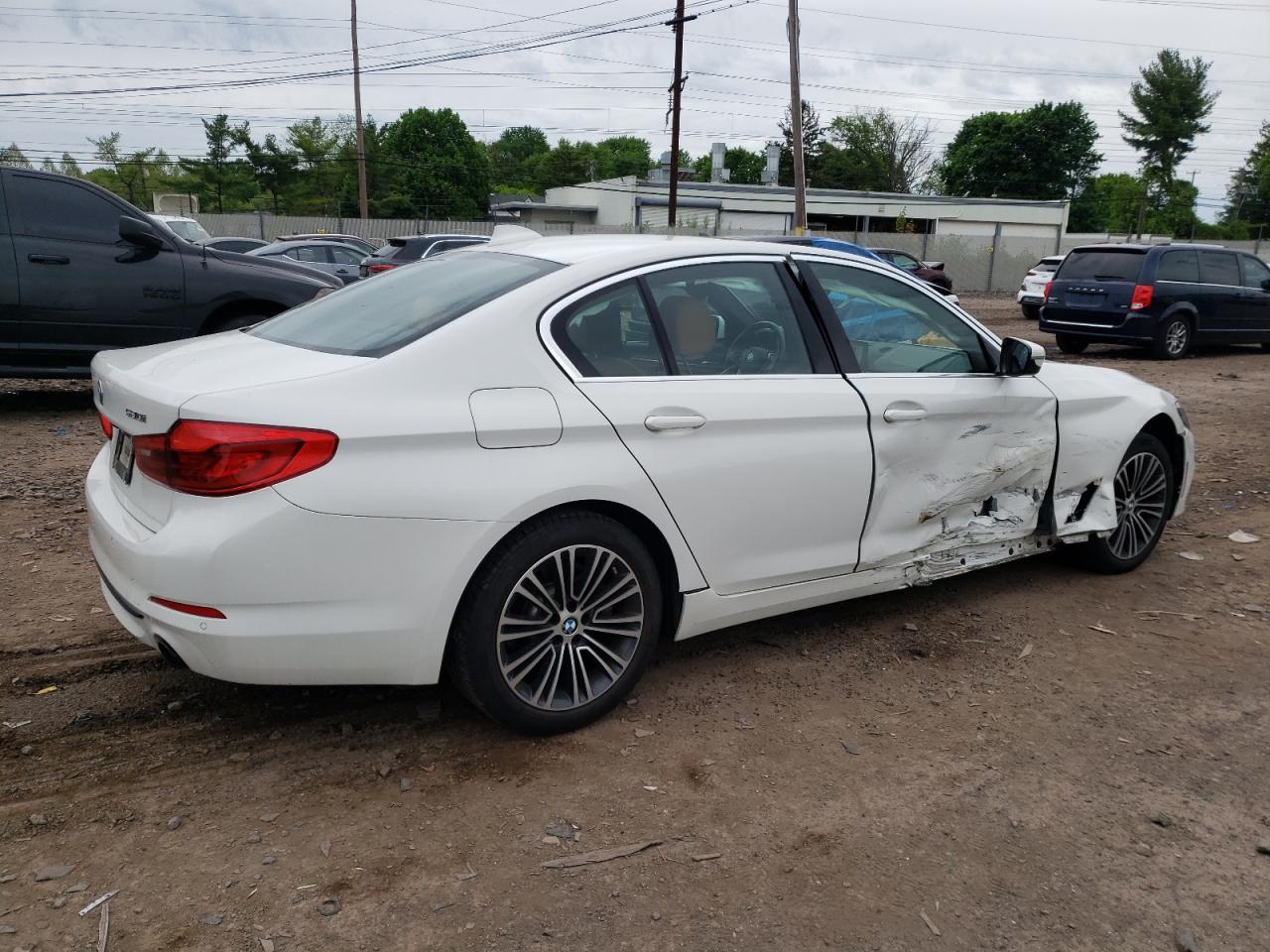 Photo 2 VIN: WBAJA7C52KG910855 - BMW 5ER 