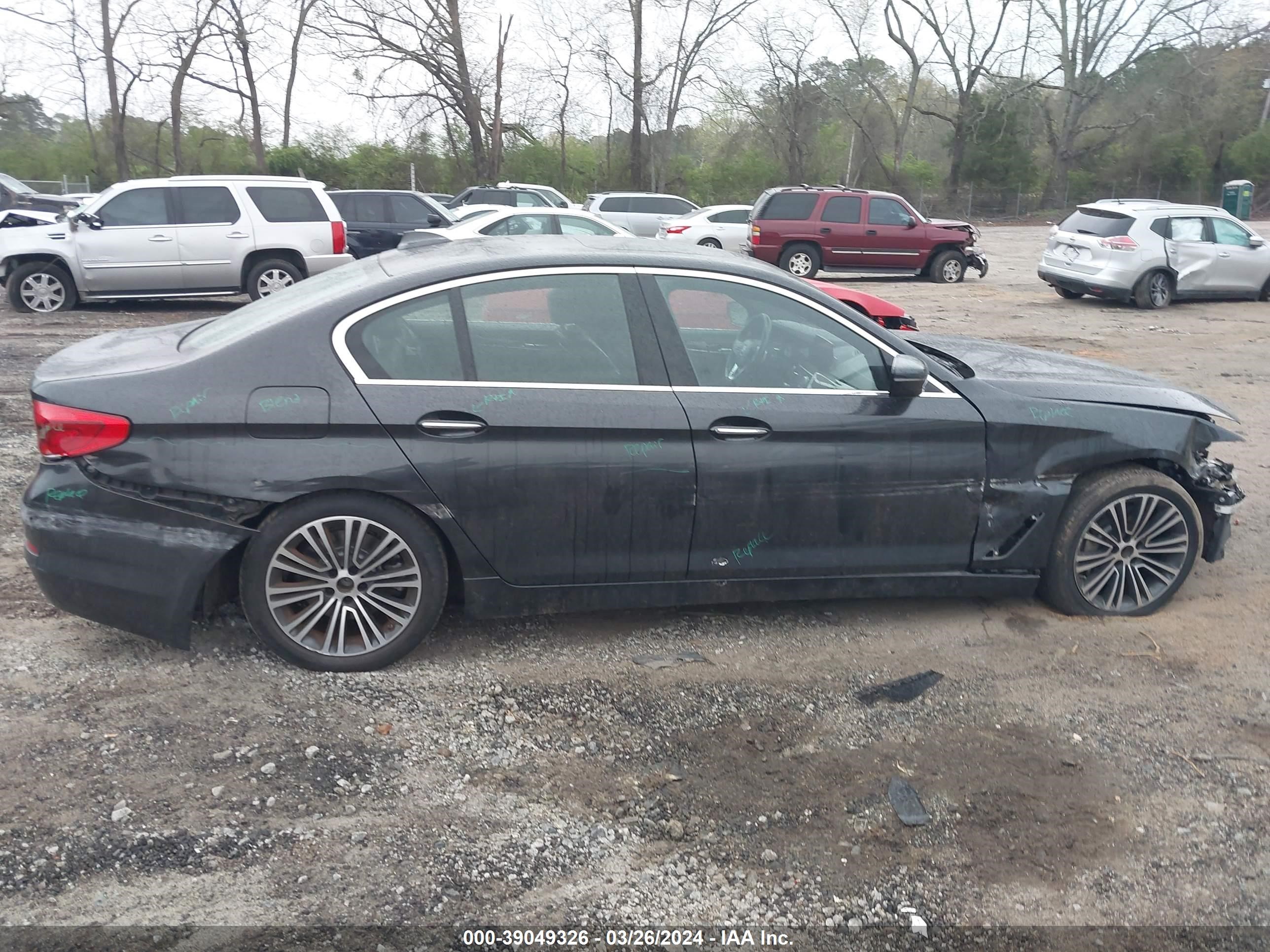 Photo 13 VIN: WBAJA7C53JG907784 - BMW 5ER 