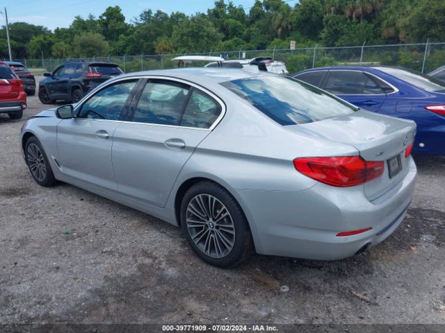 Photo 2 VIN: WBAJA7C53KG910279 - BMW 530I 