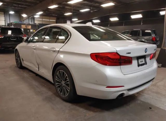 Photo 2 VIN: WBAJA7C53KG912162 - BMW 5ER 