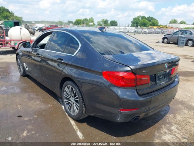 Photo 2 VIN: WBAJA7C53KG912601 - BMW 530I 