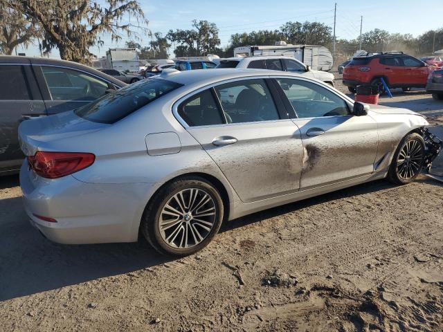 Photo 2 VIN: WBAJA7C53KWW41626 - BMW 530 XI 