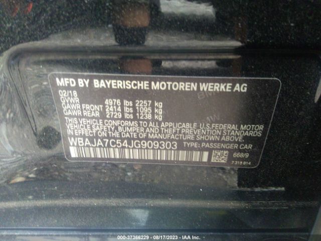 Photo 8 VIN: WBAJA7C54JG909303 - BMW 530I 