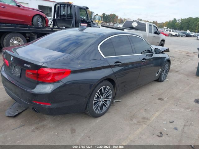 Photo 3 VIN: WBAJA7C55KG910039 - BMW 530I 