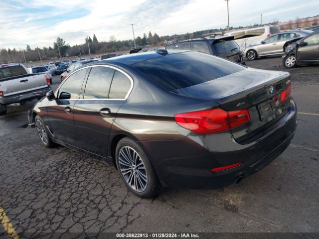 Photo 2 VIN: WBAJA7C56JWA72434 - BMW 5 SERIES 