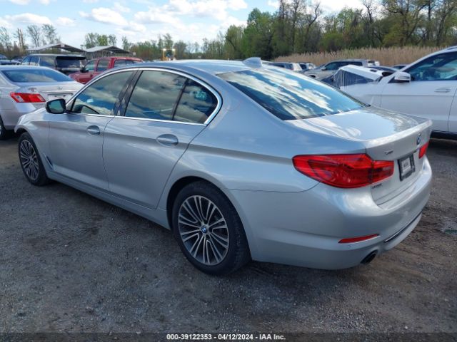 Photo 2 VIN: WBAJA7C56KG911507 - BMW 530I 