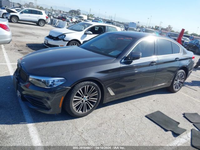 Photo 1 VIN: WBAJA7C56KG911703 - BMW 530 