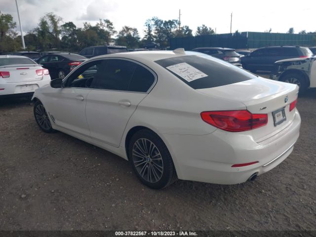 Photo 2 VIN: WBAJA7C56KWW06370 - BMW 530I 