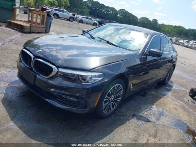 Photo 1 VIN: WBAJA7C57JWA71714 - BMW 530I 